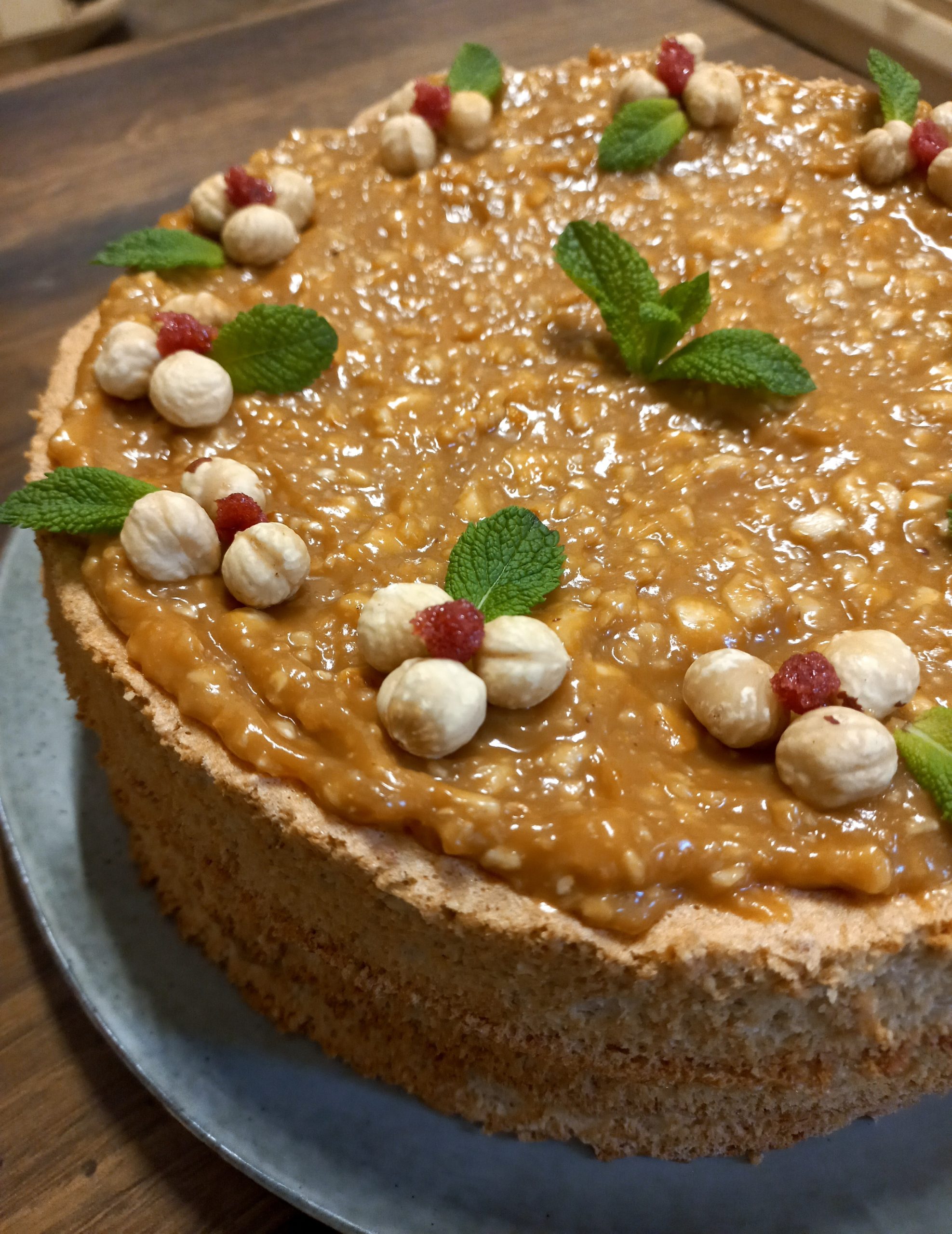 Торт з ліскових оріхів